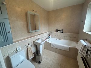 Photo 15- click for photo gallery